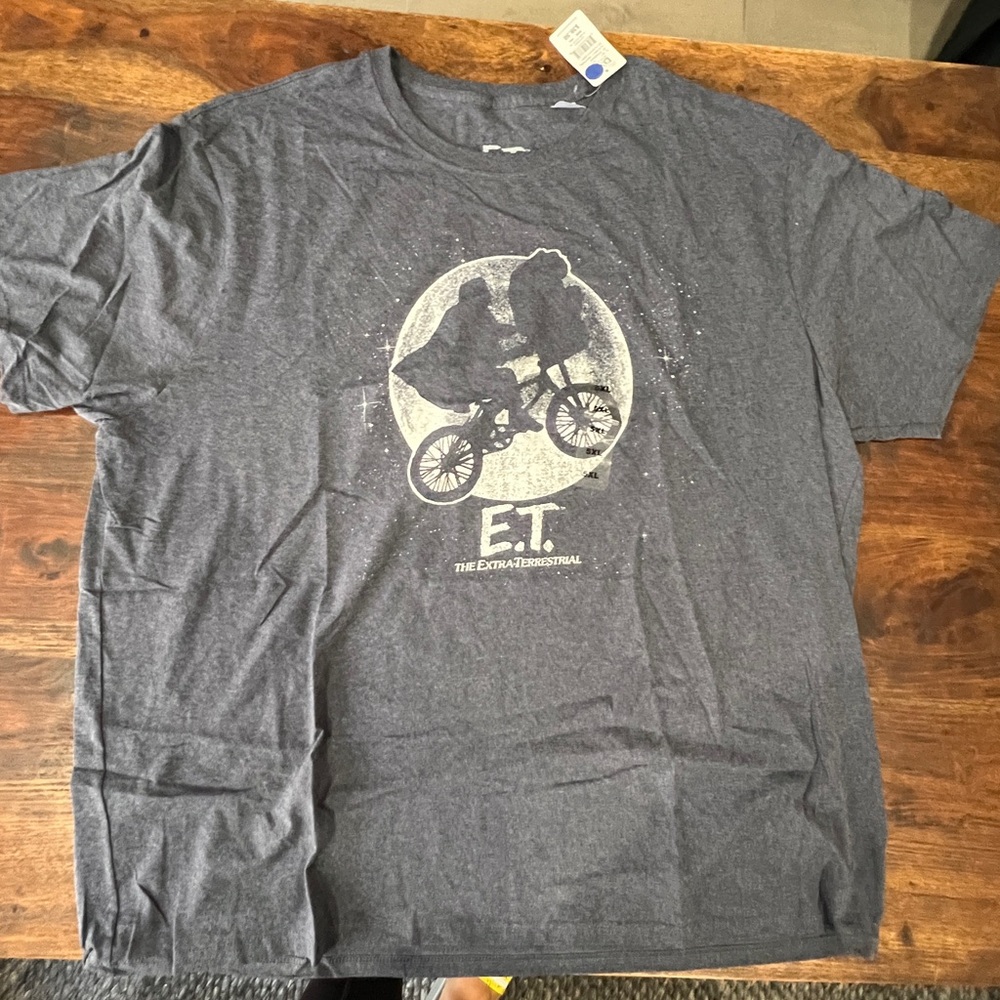 Men’s ET T-shirt